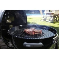 Weber Pack Barbecue Charbon MasterTouch GBS Premium E-5770 + Grille De Saisie -Weber Magasin pack barbecue master touch gbs 5770 grille de saisie fonte 2020000033943 5